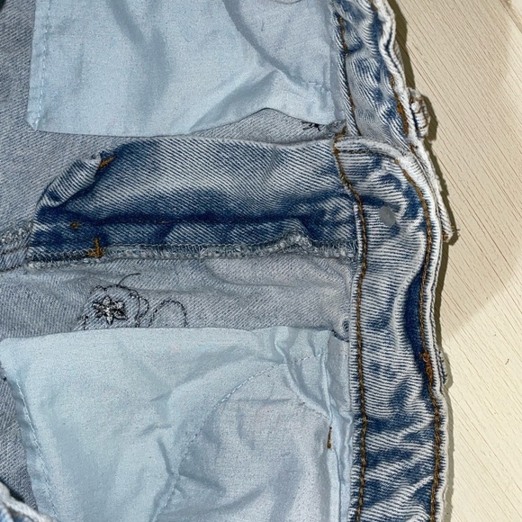 Barbie Shorts x Forever 21 Shorts Kindness is Power Distressed Jean Shorts ☮️ 🩷 - Picture 15 of 16